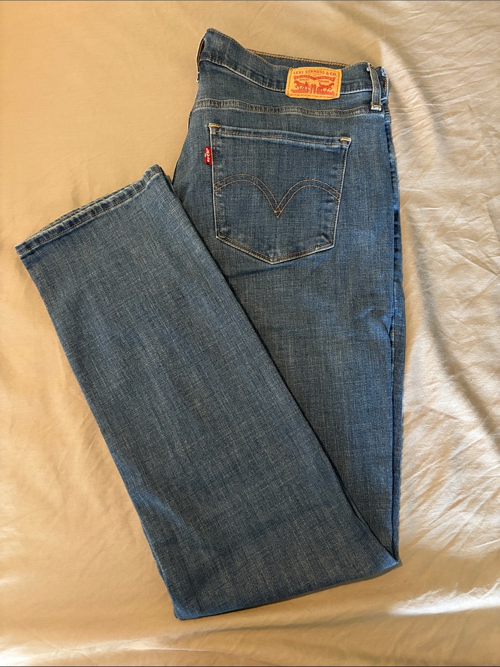 Levi's Women's Blue Straight Leg Jeans